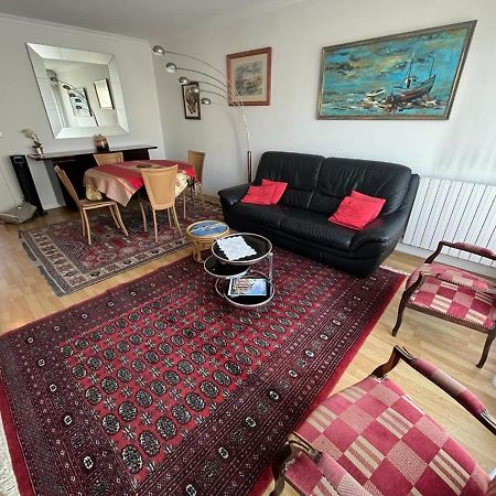 Appartement T4 Avec Parking, Balcon Et Proche Commerces A Biarritz - Fr-1-239-921 Bagian luar foto