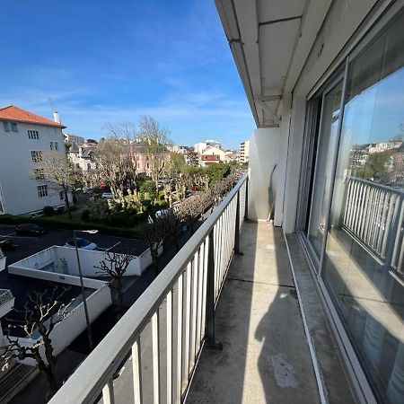 Appartement T4 Avec Parking, Balcon Et Proche Commerces A Biarritz - Fr-1-239-921 Bagian luar foto