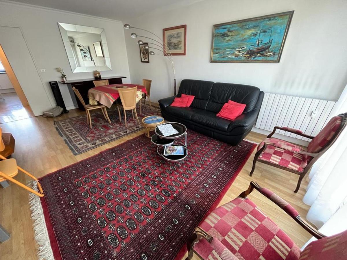 Appartement T4 Avec Parking, Balcon Et Proche Commerces A Biarritz - Fr-1-239-921 Bagian luar foto
