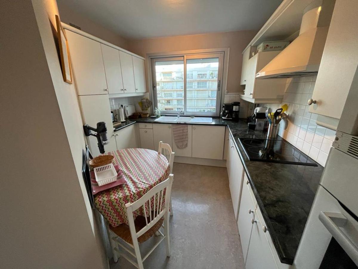 Appartement T4 Avec Parking, Balcon Et Proche Commerces A Biarritz - Fr-1-239-921 Bagian luar foto